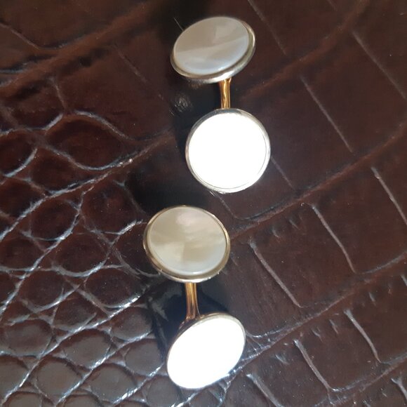 1930/40s Dolan & Bullock Art Deco Gold Filled MOP Cuff Link and Stud Set - Picture 14 of 16